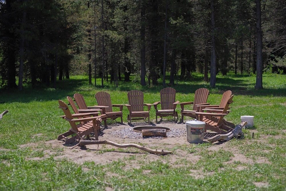 Starlight Retreat Yellowstone - photo 33