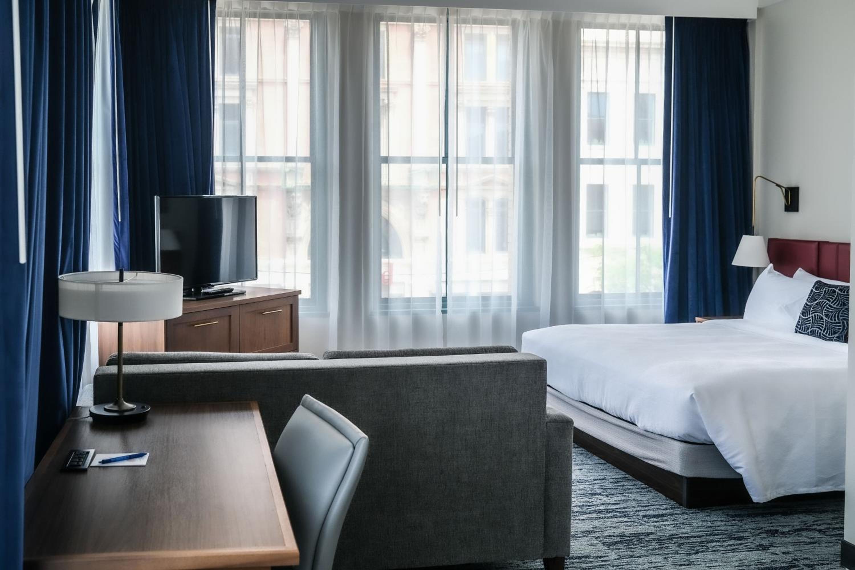 Blu Tique Hotel - photo 50