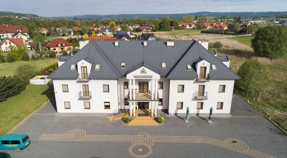 Dworek Magnat — hotel in Wielka Wies