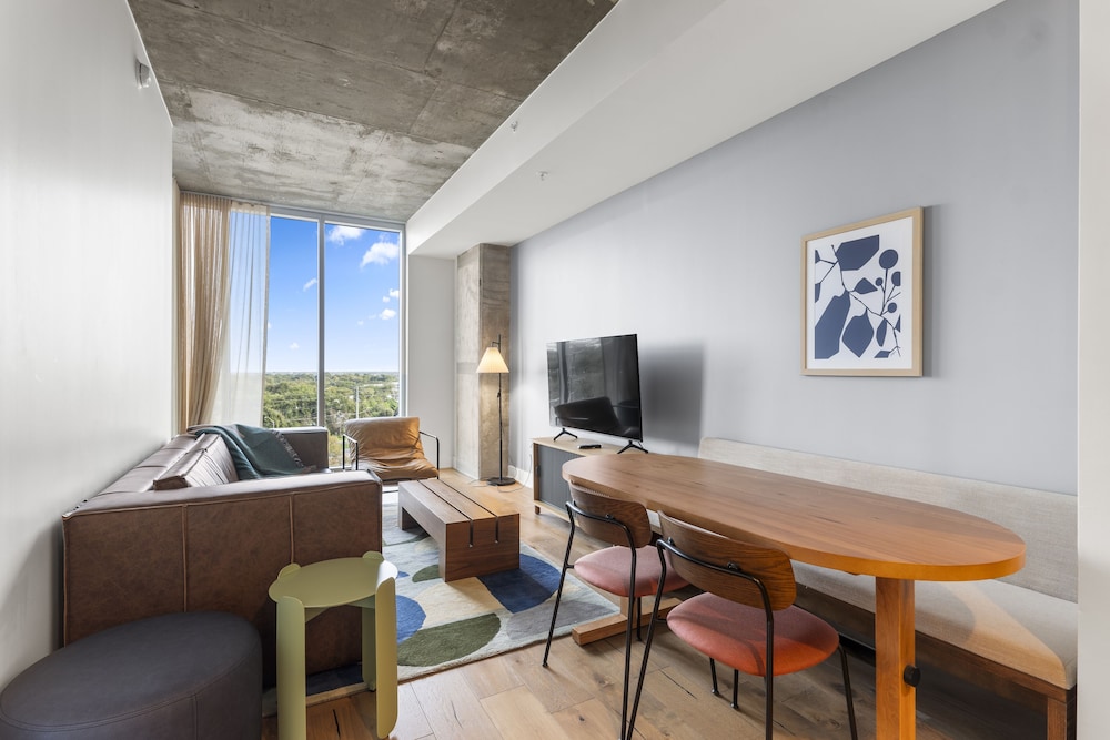 Austin Condo Hotel - photo 513