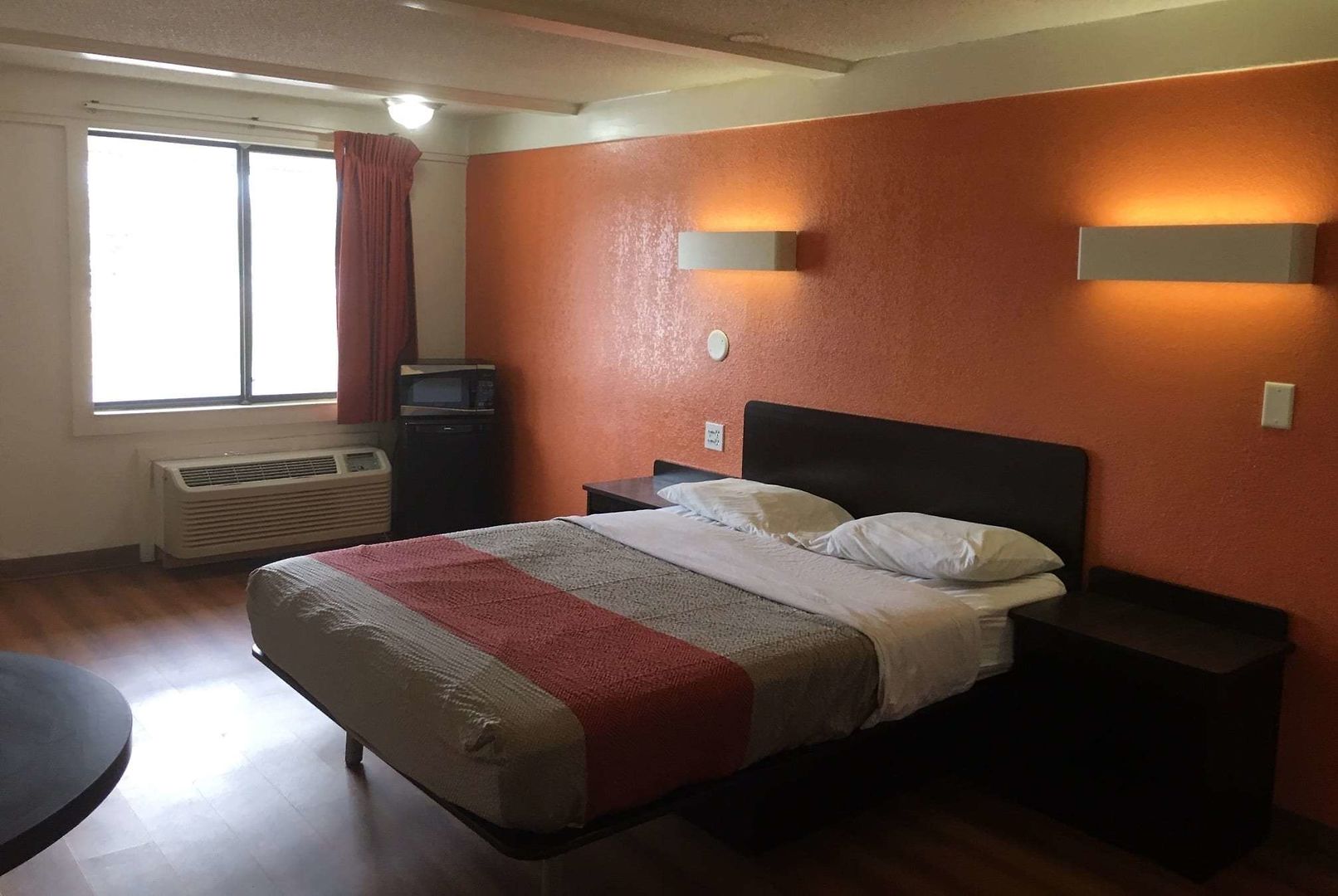 Travelodge by Wyndham Benton Harbor MI - photo 23