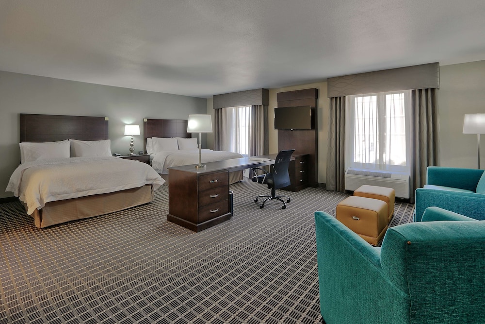 Hampton Inn & Suites Albuquerque Airport - photo 6
