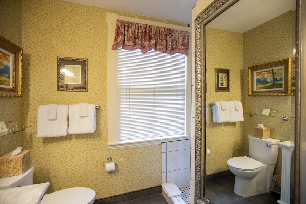 Foley House Inn - photo 103