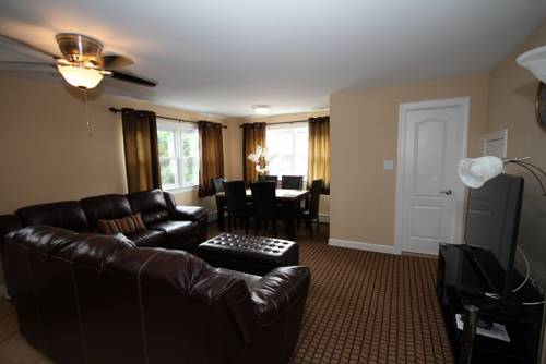Colton Court Motor Inn - photo 11