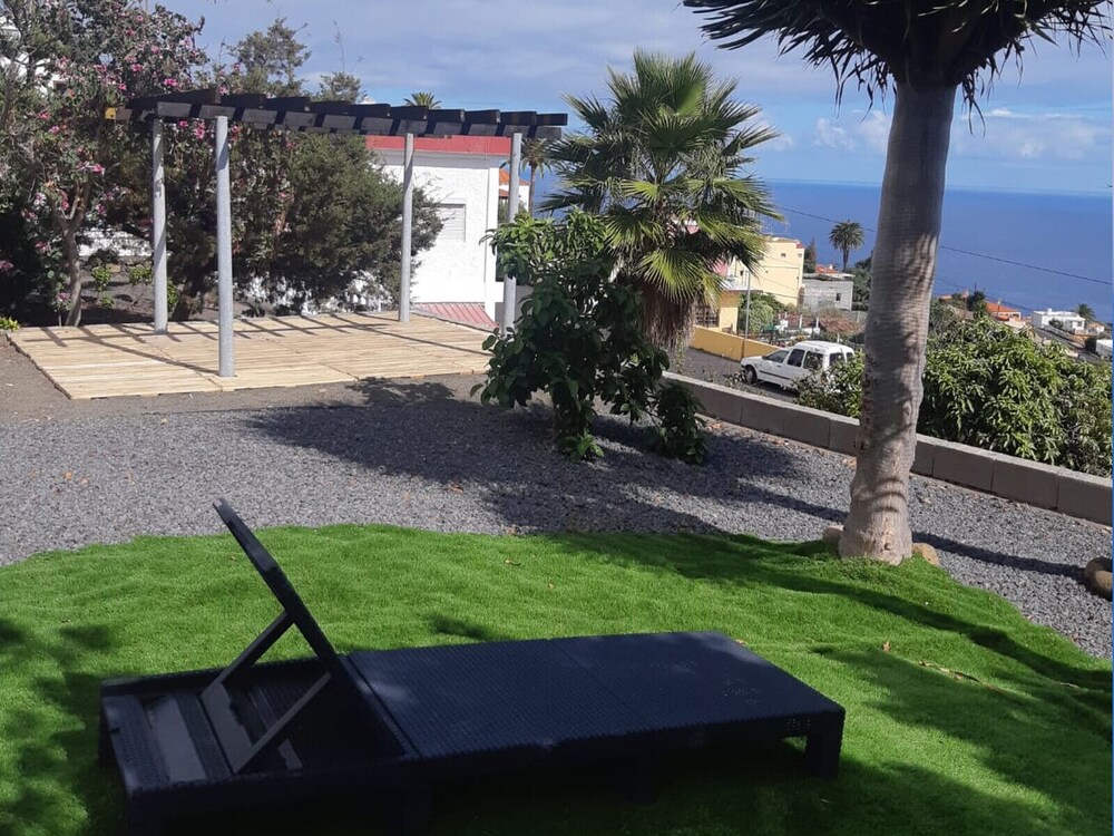 Apartamento Montebreña — 4-Star Luxury Hotel in Brena Baja, Spain