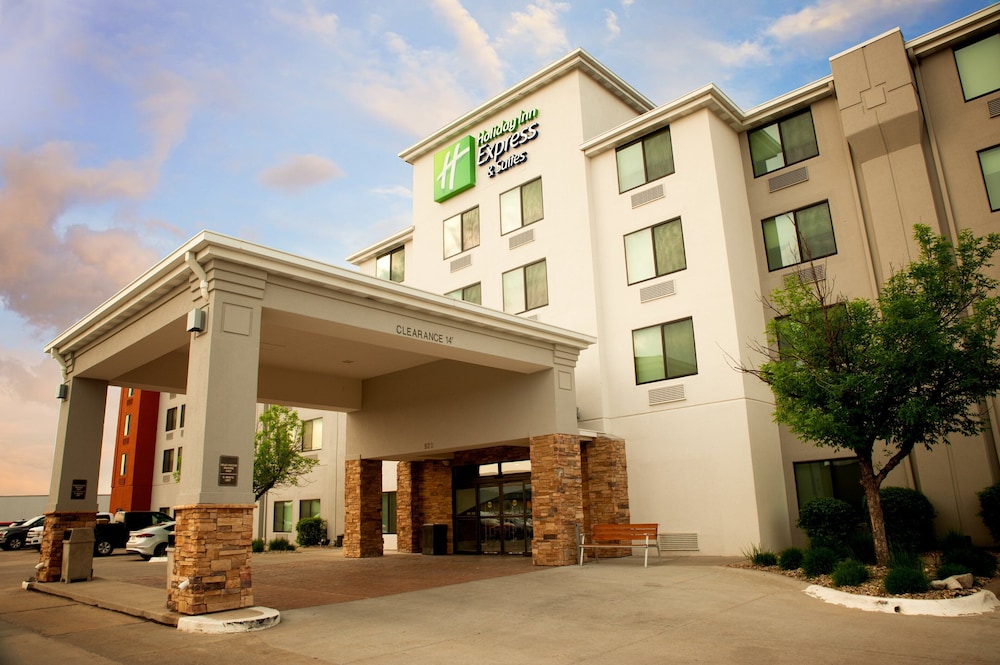Holiday Inn Express & Suites Norfolk by IHG in Norfolk, United States