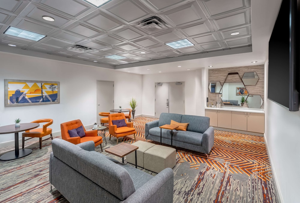 Hilton Garden Inn Scottsdale Old Town - photo 61