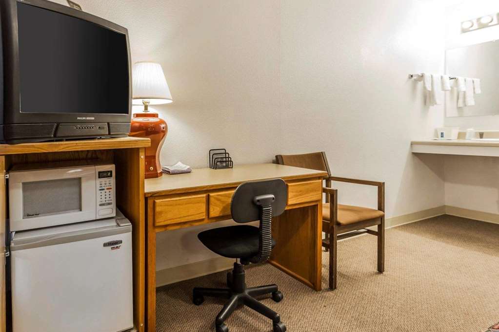 Rodeway Inn & Suites Omak Okanogan - photo 3