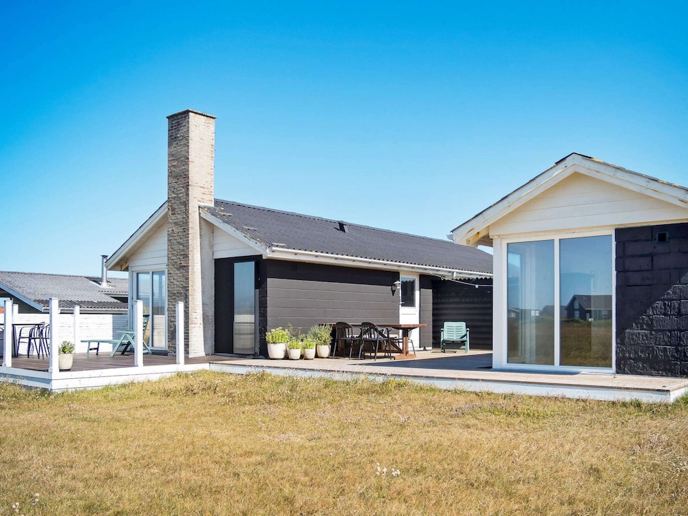 6 person holiday home in Thisted — 4-Star Luxury Hotel in Thisted, Denmark