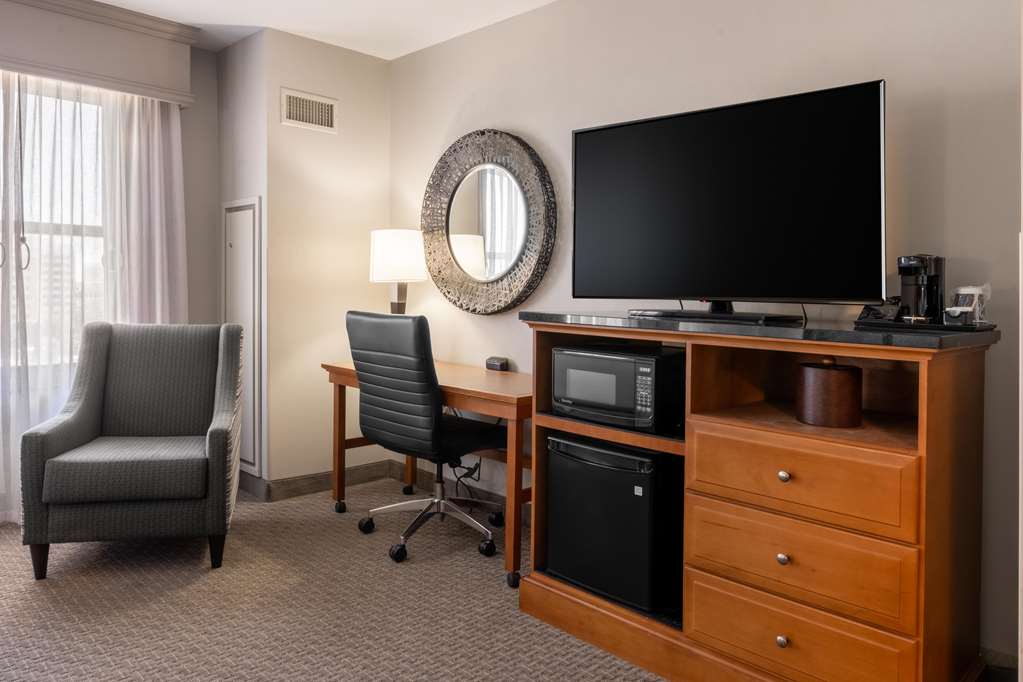 Drury Plaza Hotel Broadview Wichita - photo 69