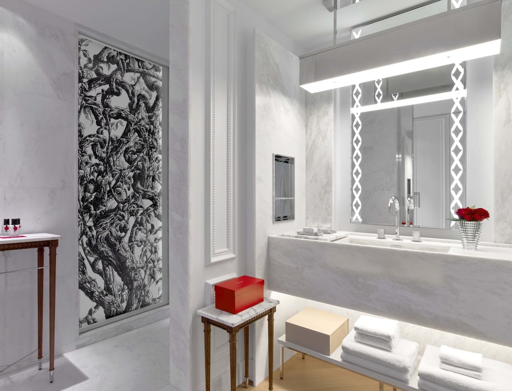 Baccarat Hotel and Residences New York - photo 37