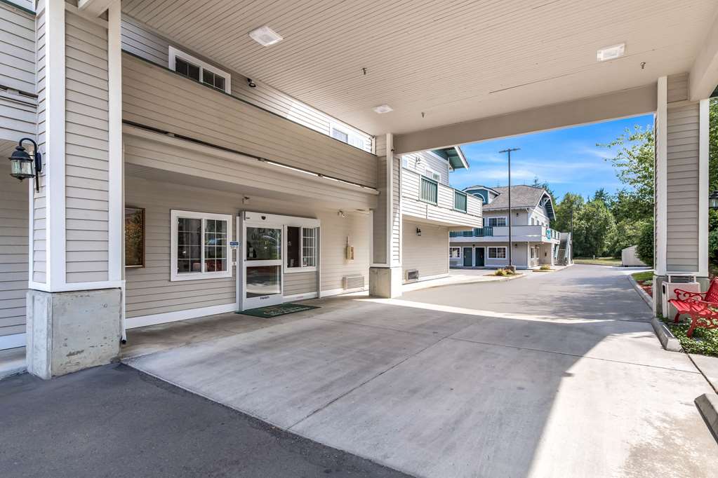 Quality Inn & Suites Bainbridge Island - photo 2