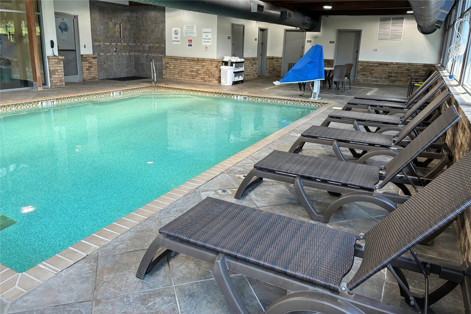 Comfort Inn and Suites Near Lake Guntersville - photo 36