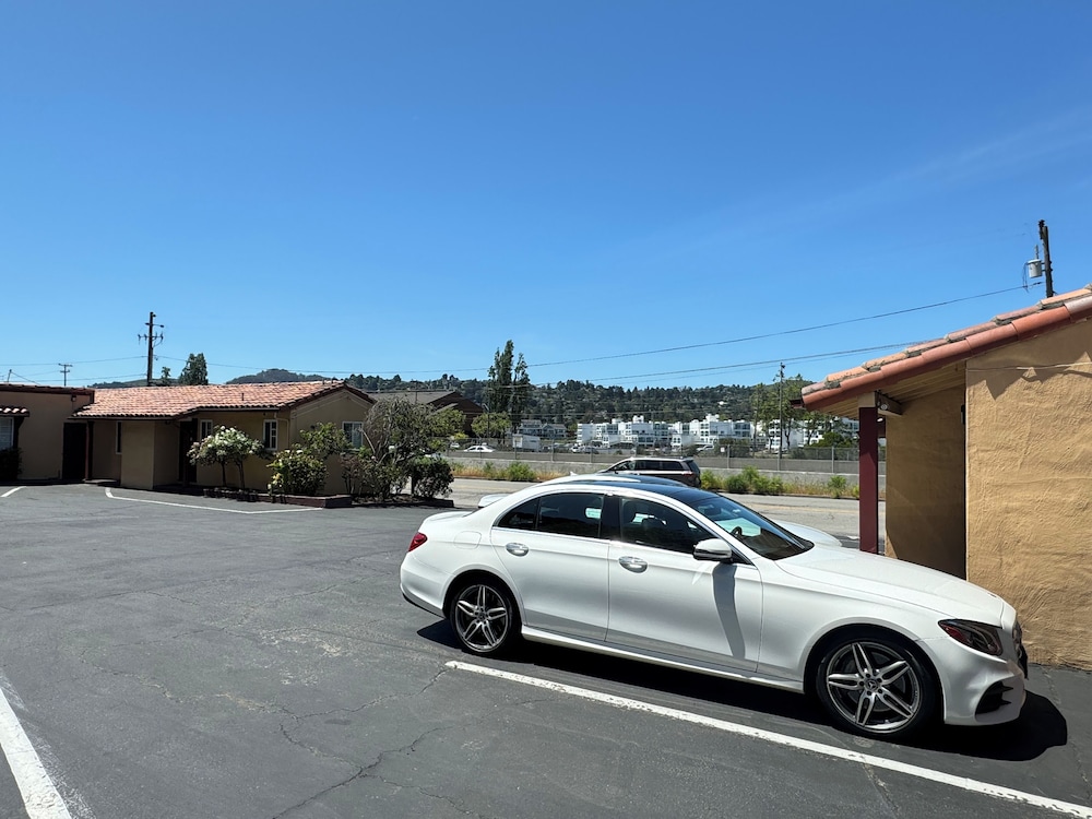 Tamalpais Motel - photo 26