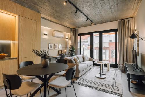 Amalia 1 bedroom and parking in Santo António — 4-Star Luxury Hotel in Lisbon, Portugal