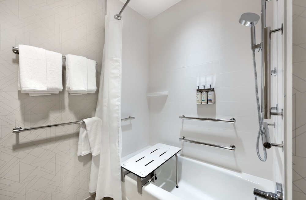 Holiday Inn Express & Suites Nashville West End Univ Area by IHG - photo 17