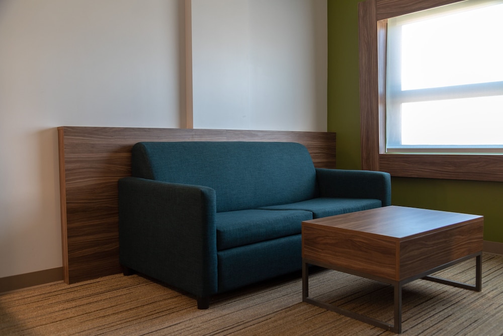 Holiday Inn Express & Suites Ensenada Centro by IHG