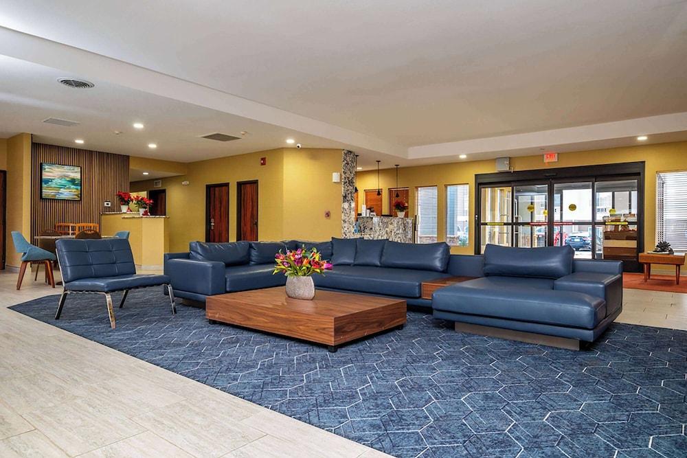Endeavor Inn & Suites Trademark Collection by Wyndham - photo 22