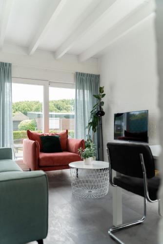 Casa Branca nabij het meer strand en keukenhof — 4-Star Luxury Hotel in Noordwijkerhout, Netherlands
