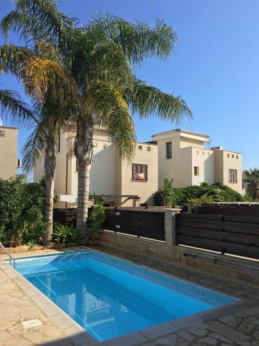 Summer Breeze — Paralimni