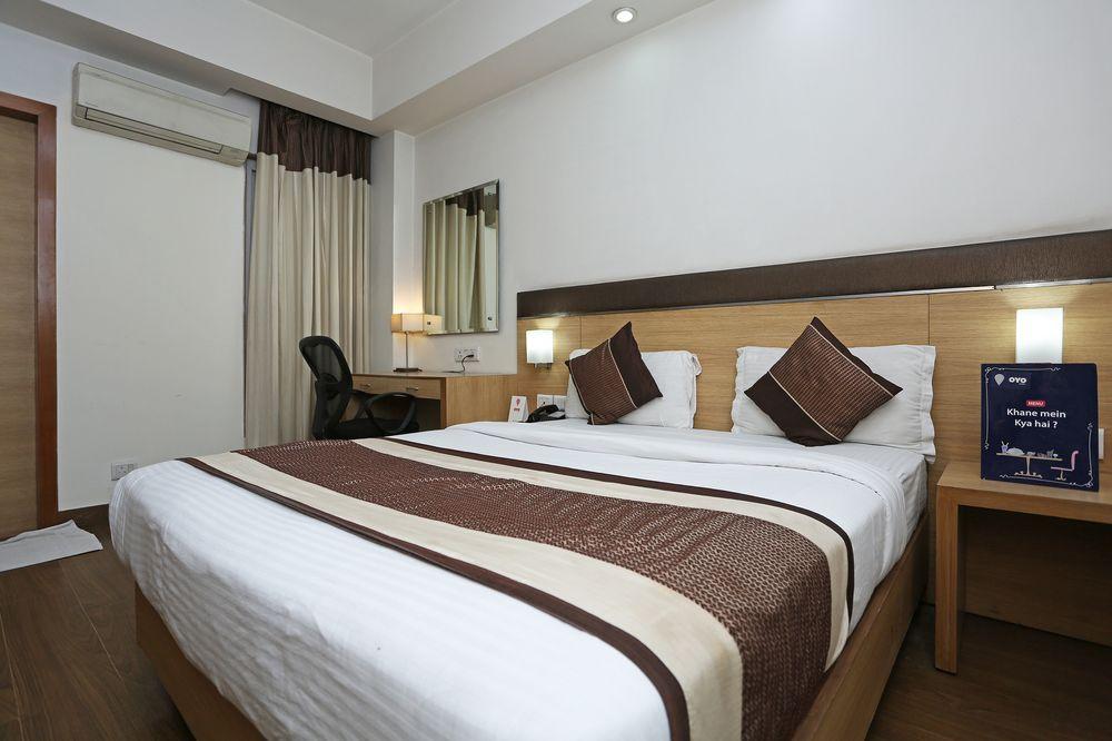 OYO 11326 Hotel Camria