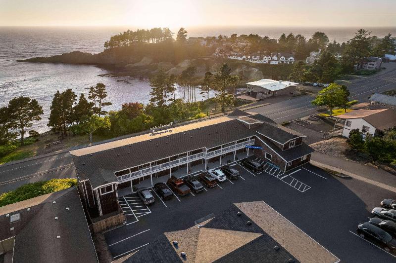 Travelodge by Wyndham Depoe Bay - photo 5