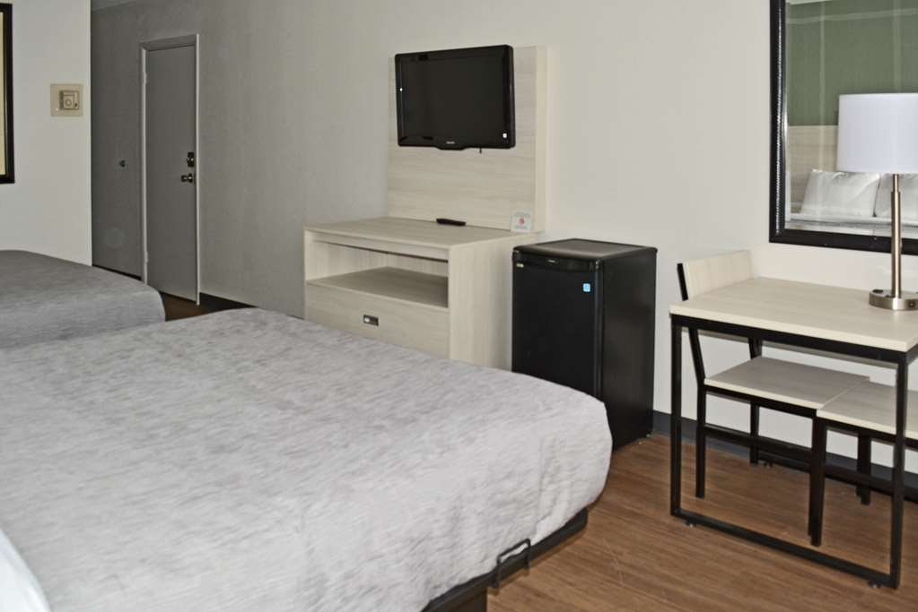 Quality Inn & Suites East Syracuse Carrier Circle - photo 23