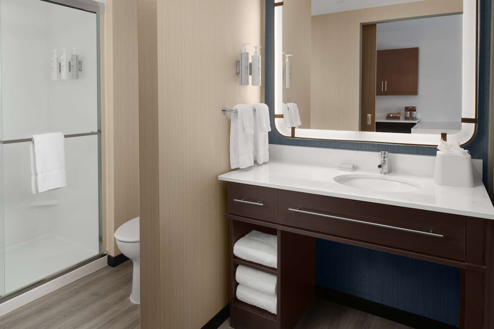 Homewood Suites by Hilton Charlotte Uptown First Ward - photo 33