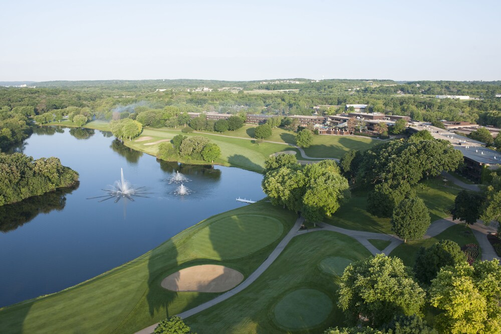 Grand Geneva Resort & Spa - carbon neutral hotel in Lake Geneva