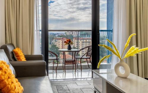 Luxury Nairobi 1BR with Heated Pool Gym and WiFi near Junction Mall Lavington