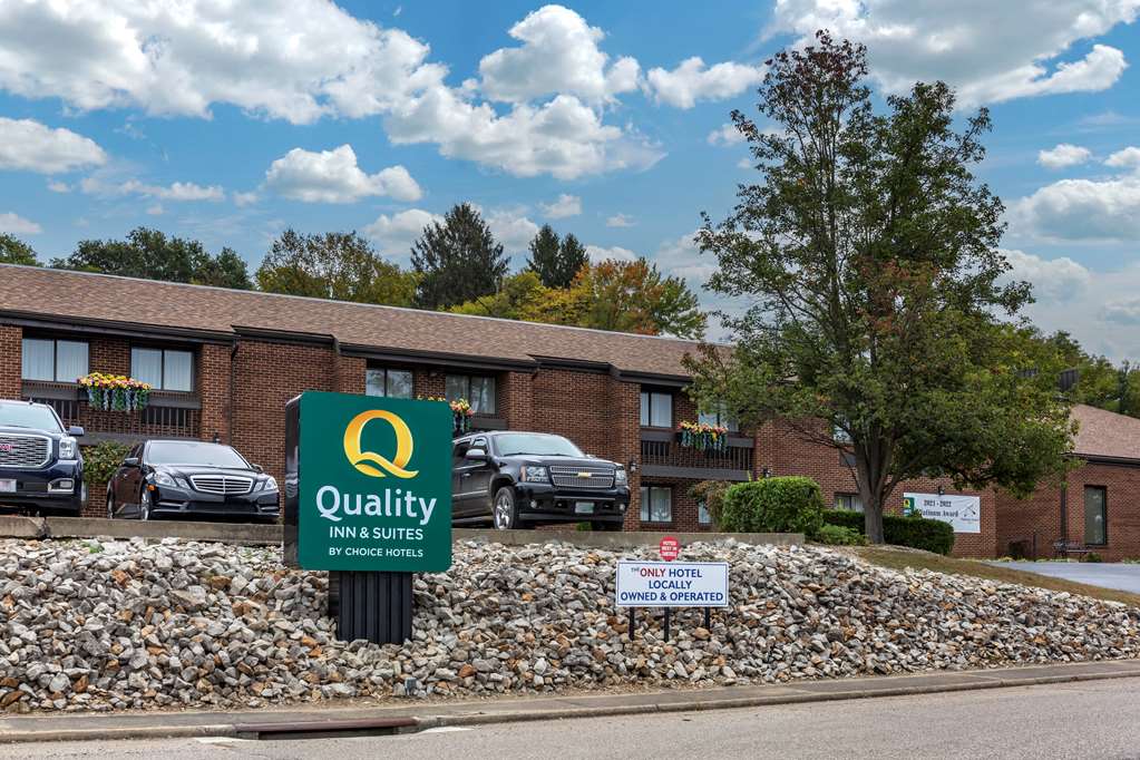 Quality Inn & Suites Zanesville City Center - photo 2