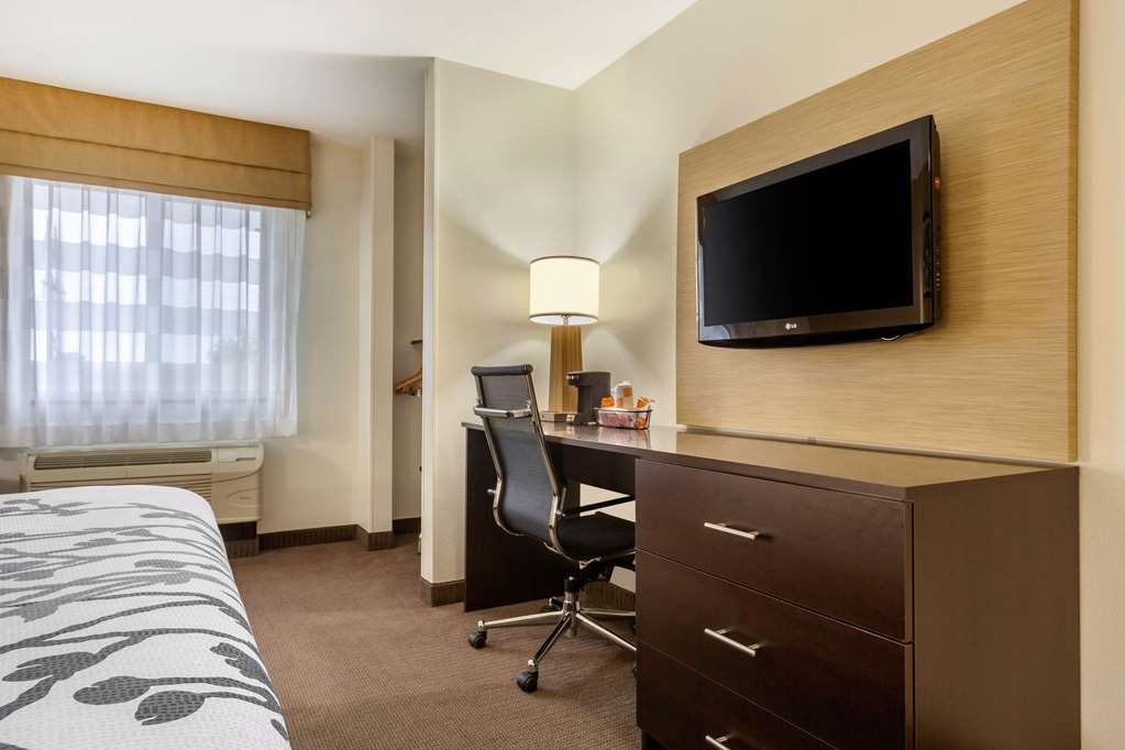 Sleep Inn & Suites Grand Forks Near Alerus Center - photo 10