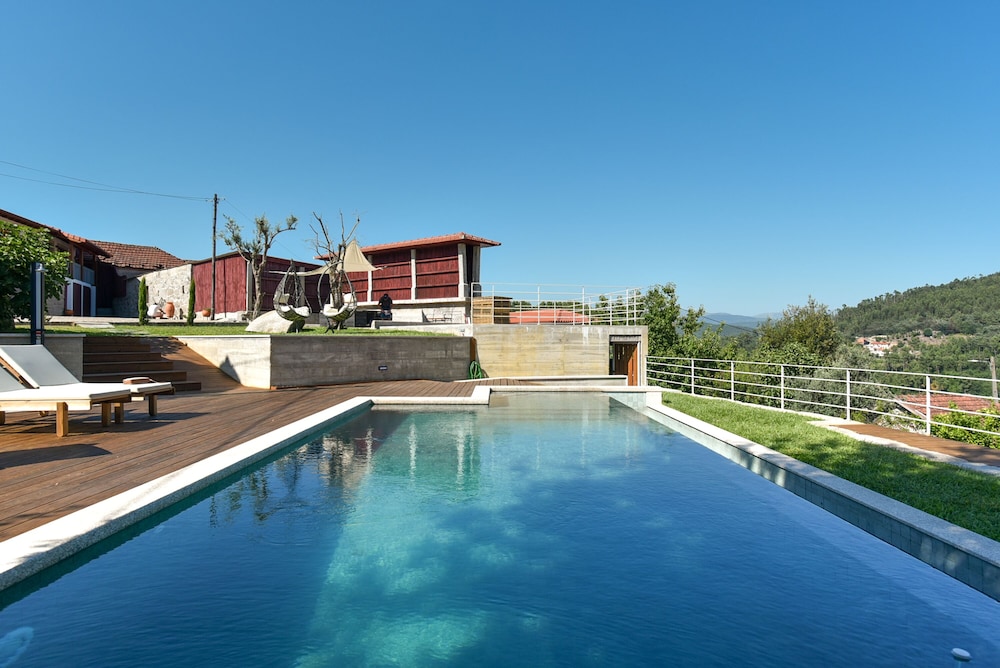 Feel Discovery Casa da Pedra — 4-Star Luxury Hotel in Arouca, Portugal