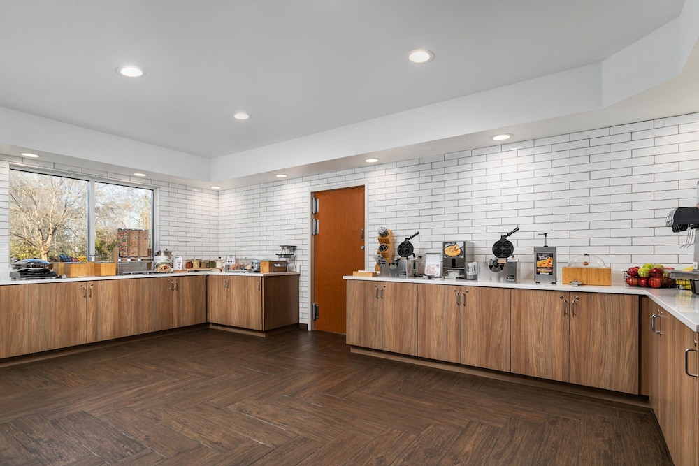 Fairfield Inn & Suites by Marriott Chattanooga South East Ridge - photo 40