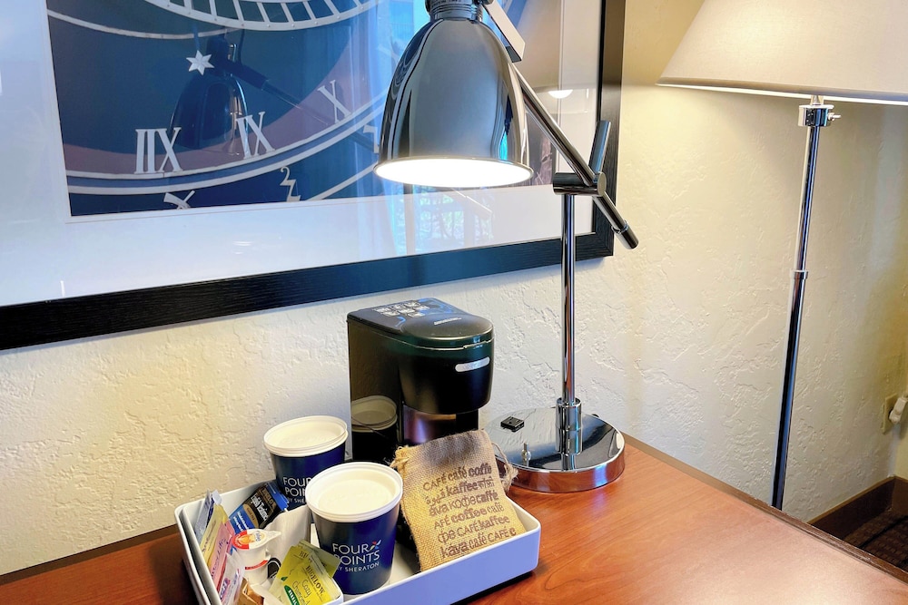 Marin Hilltop Hotel - photo 25