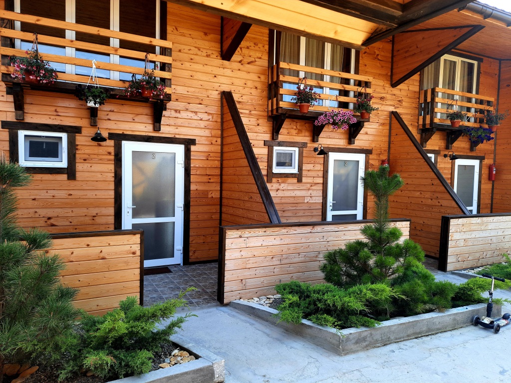 Traktir - carbon neutral hotel in Unknown City