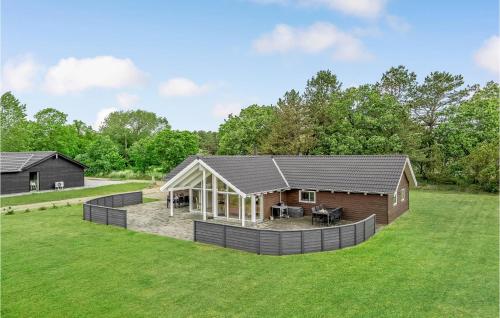 Four Bedroom Holiday Home In Romo — 5-Star Luxury Hotel in None, Denmark