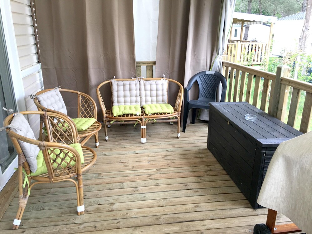 Property with 2 bedrooms in Saint Julien en Born with shared pool furnished garden and WiFi 3 km from the beach — 4-Star Luxury Hotel in Saint-Julien-En-Born, France