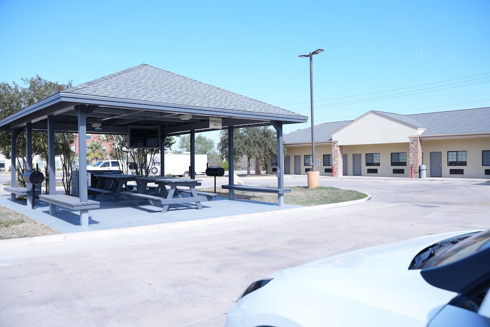 Sunbridge Inn and Suites - photo 70