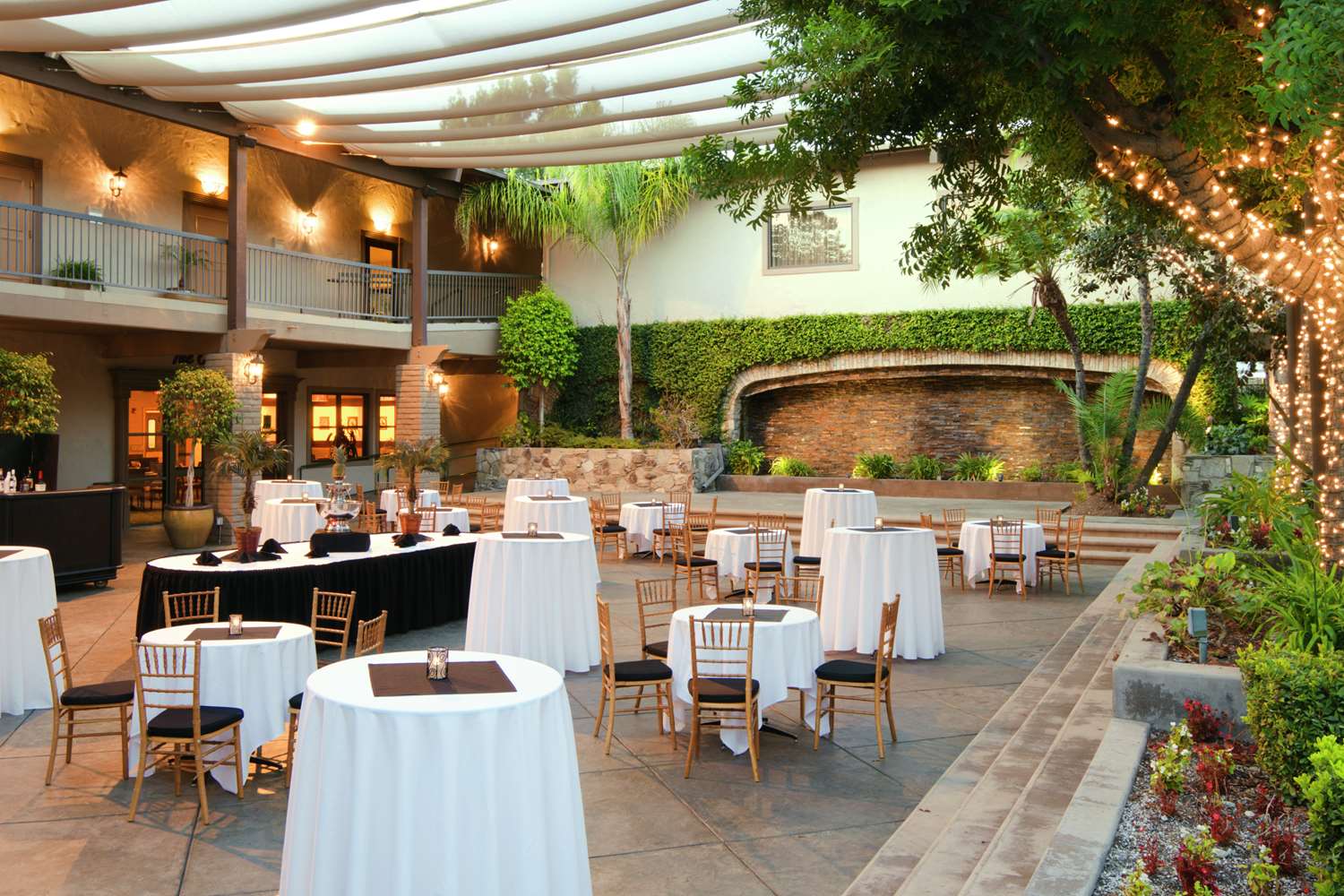 DoubleTree by Hilton Claremont - photo 19