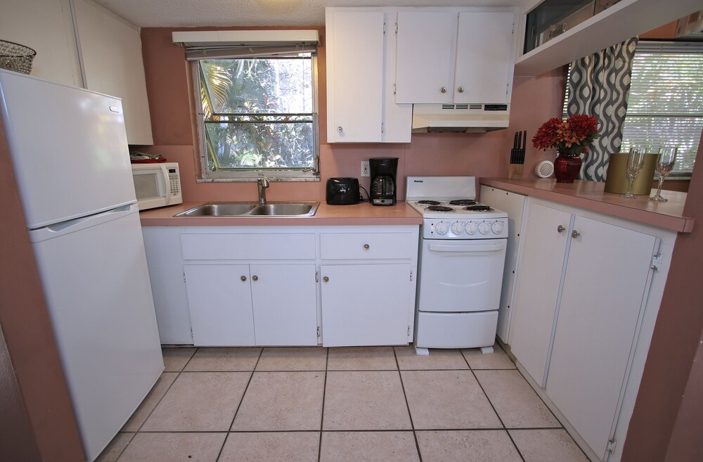 Whispers Resort By Affordable Beach Condos - photo 33