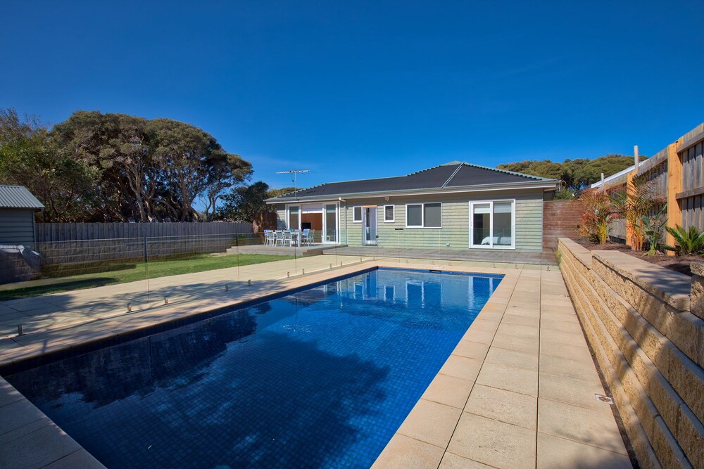 Bluetopia — 4-Star Luxury Hotel in Rye, Australia