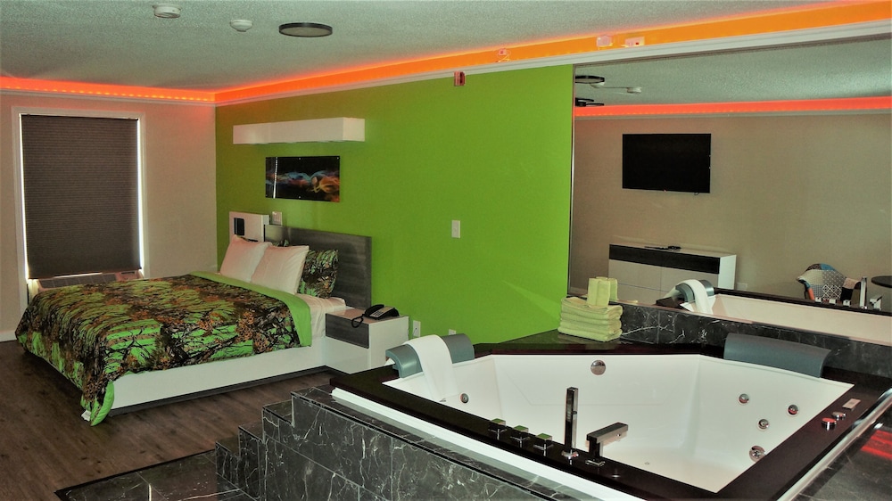 Classic Motor Lodge West Green - photo 15