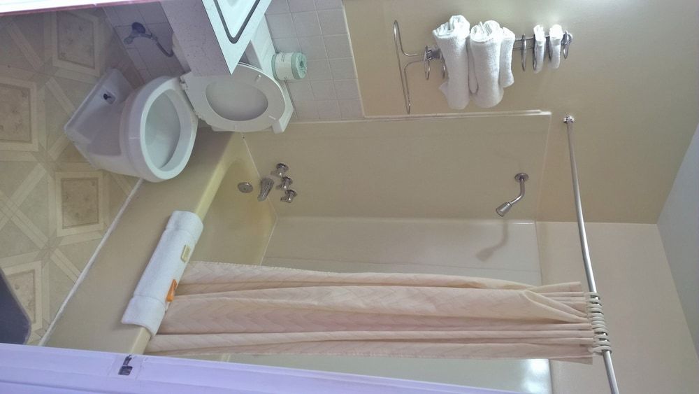 Crossroads Heritage Motel - photo 3