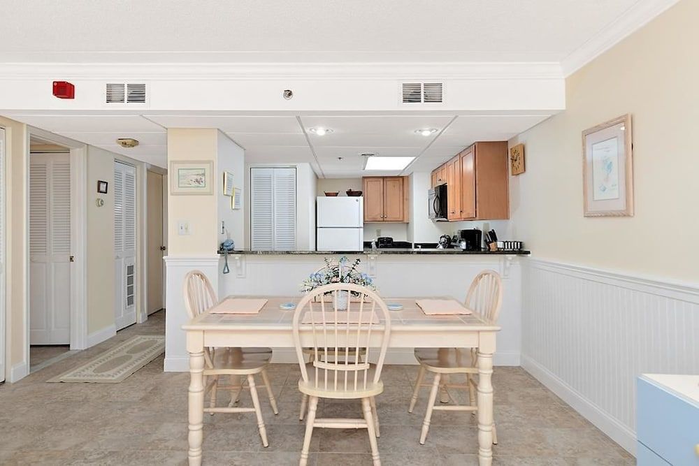 Fountainhead Towers - photo 4