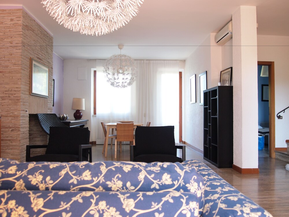 Volpino in Porto Recanati, Italy