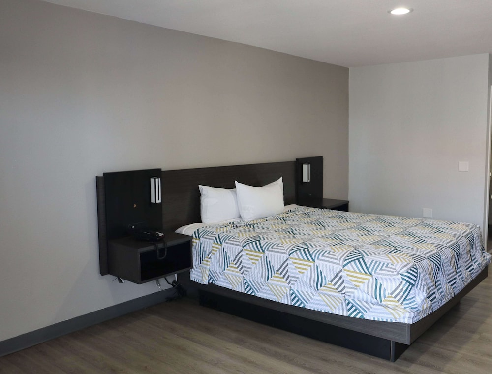 Motel 6 San Diego CA Southbay - photo 18