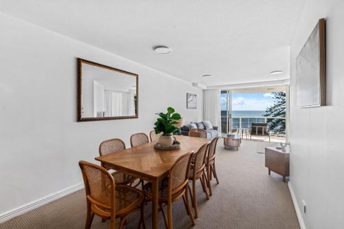 Zanzibar 505 — Mooloolaba — photo 4
