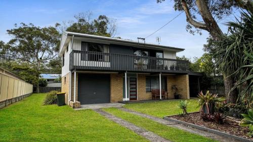 Memories On Moola in Hawks Nest, Australia