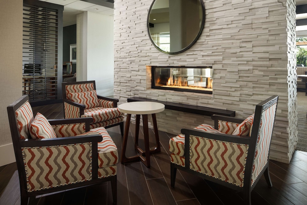 Homewood Suites by Hilton Teaneck Glenpointe - photo 2